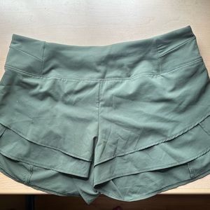 calia by carrie underwood green shorts